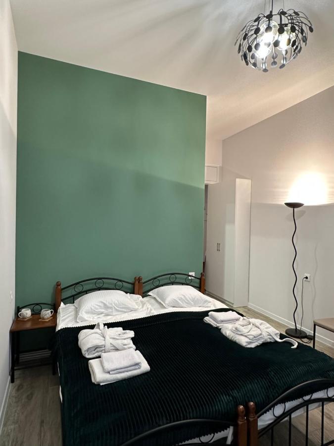 Apartment In The Center Of Tbilisi Bagian luar foto